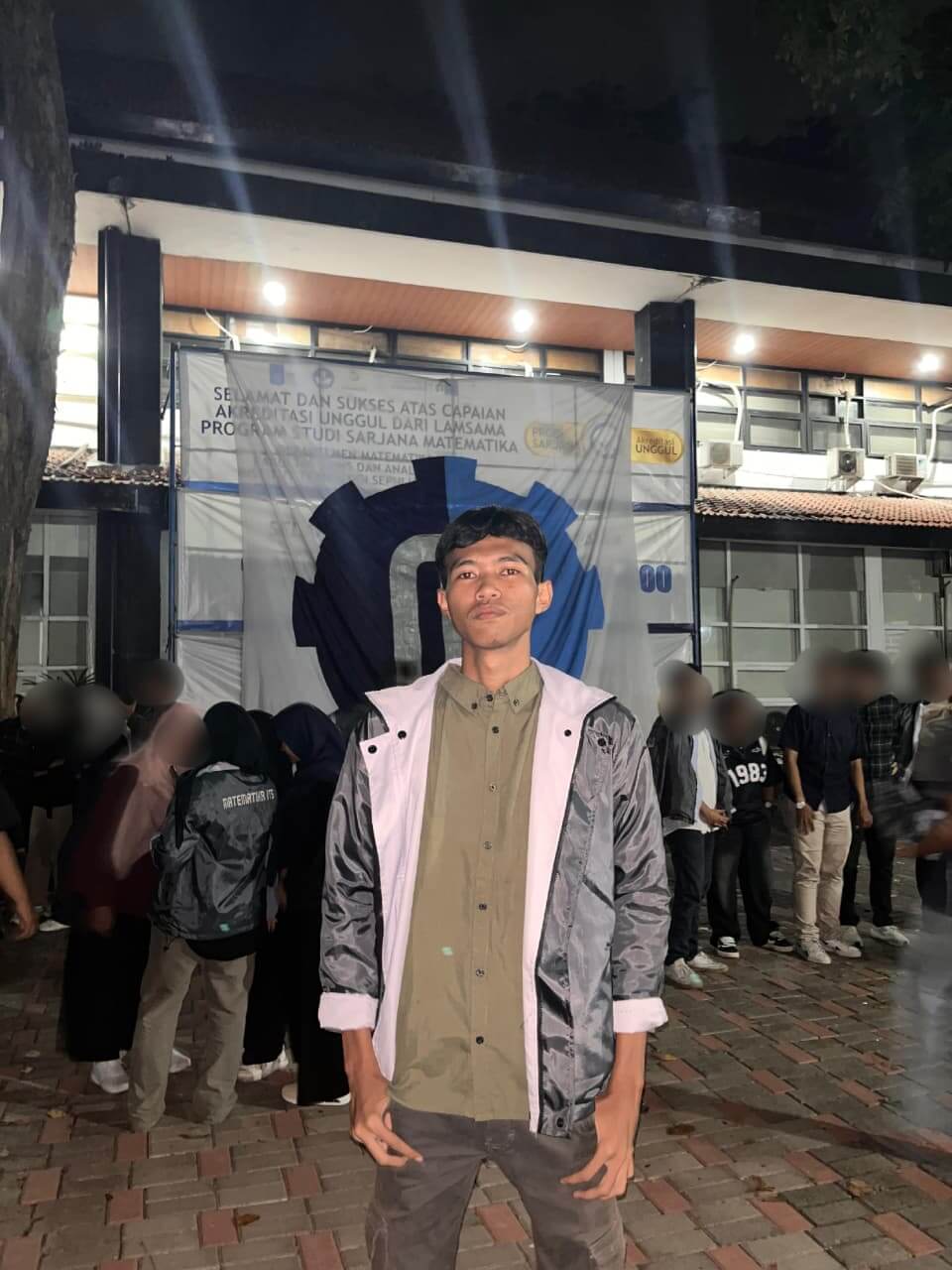 M. Fikri Hidayat - Leadership & Campus